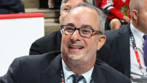 Arizona Coyotes owner wants to buy out minority shareholder Andrew Barroway