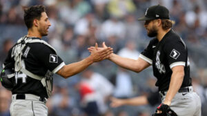 Diamondbacks claim waived White Sox catcher Seby Zavala, DFA Buddy Kennedy