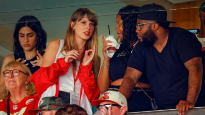 Taylor Swift's appearance at Chiefs game spikes Travis Kelce jersey sales
