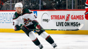 Michael Carcone scores 3 times as Arizona Coyotes pound Blackhawks