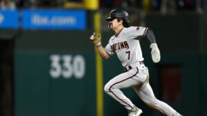 Corbin Carroll posts historic 3-hit night in D-backs' Game 7 vs. Phillies