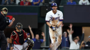 Diamondbacks suffer rare blown save in Game 1 at Rangers, summon Byung-hyun Kim parallels