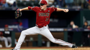 Diamondbacks to start pitcher Joe Mantiply in World Series Game 4 vs. Rangers' Andrew Heaney