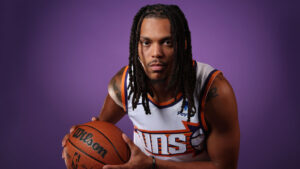 Phoenix Suns' Damion Lee undergoes surgery on injured meniscus