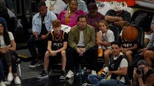 James Jones won't be fired but front office changes are coming for Phoenix Suns
