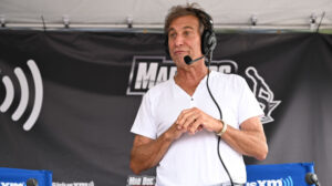 Loud radio man Chris 'Mad Dog' Russo says he'll retire if Diamondbacks beat Phillies