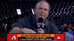 Diamondbacks' Hall confronts Mad Dog Russo at World Series with Mad Dog impression