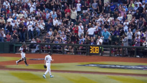 Bickley: It’s a time for mourning and a time for grief for the Diamondbacks. The good kind.