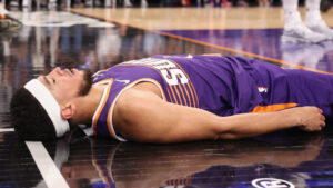 Suns' Devin Booker doubtful, Eric Gordon questionable for Sunday matchup vs. Thunder