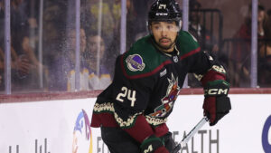 Coyotes deal Matt Dumba to Lightning at NHL trade deadline