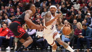 Suns overcome messy play for OT win in Bradley Beal's debut vs. Bulls