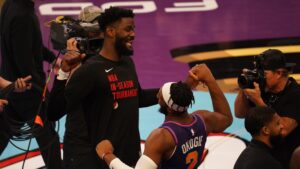 Suns' Devin Booker challenges ex-teammate Deandre Ayton's motor