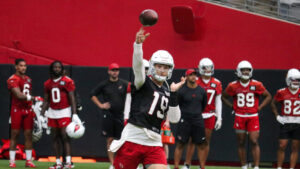 Cardinals practice squad QB Jeff Driskel signed by Commanders