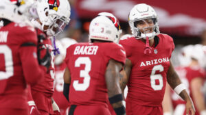 James Conner's 1-handed TD catch highlights Cardinals' win over Eagles