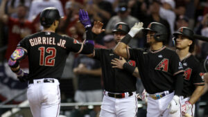 Reports: Diamondbacks continue to look for offense after free agent moves