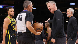 DJ remixes Steve Kerr Footprint Center noise complaint during halftime of Suns-Kings game