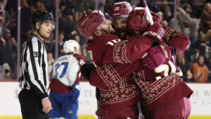 Arizona Coyotes complete comeback by capitalizing on Mullett Arena crowd