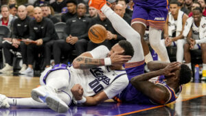 Suns' Nassir Little describes head injury after McGee collision: 'I feel like it was a dirty play'