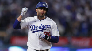 Free agent J.D. Martinez linked to Arizona Diamondbacks in multiple reports