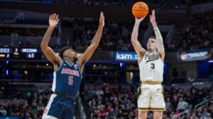 Arizona falls out of No. 1 ranking; Grand Canyon earns top-25 AP votes