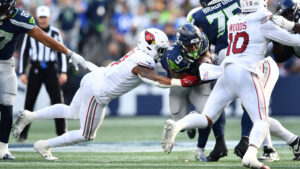 Cardinals-Seahawks injury report: D.J. Humphries, Dante Stills placed on IR