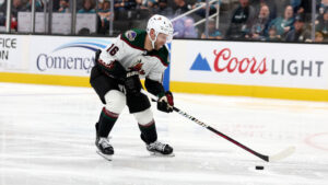 Coyotes end road trip with loss to Canucks