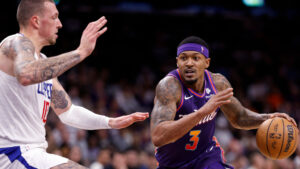 Report: Phoenix Suns would rather add wing than point guard at deadline