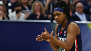 Phoenix Mercury sign guard Christyn Williams to training camp contract