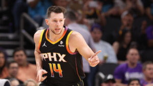 Drew Eubanks 'sucker-punched' by Isaiah Stewart prior to Suns vs. Pistons