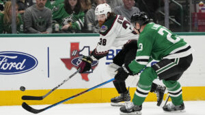 Coyotes' struggles in Dallas continue despite Clayton Keller stacking goals