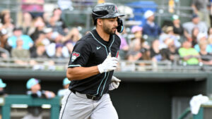 Diamondbacks shortstop Jordan Lawlar to have thumb surgery
