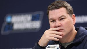 Arizona coach Tommy Lloyd wants nets and basketballs fixed in NCAA Tournament