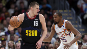 Suns respond to season's low point with thorough win over Nuggets