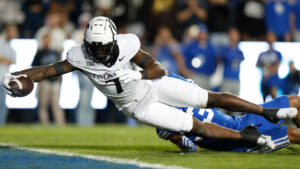 Arizona State football lands TE Chamon Metayer from Colorado