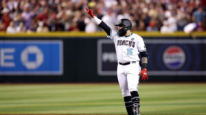 Diamondbacks trade INF Emmanuel Rivera to Marlins for cash considerations