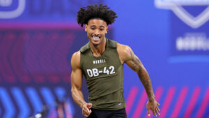 Arizona Cardinals could trade up from No. 27 for a cornerback, ESPN says