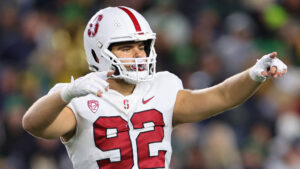 Arizona Wildcats add former Stanford defensive end Lance Keneley