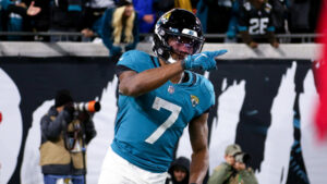Zay Jones rounds out revamped Arizona Cardinals wide receivers room