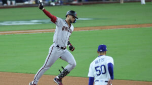 Diamondbacks-Dodgers preview: Pitching probables, hopefully fewer bees