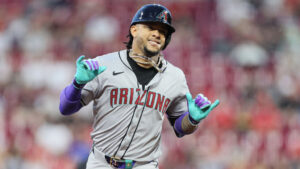 Diamondbacks' Ketel Marte extends hitting streak to join exclusive club in team history