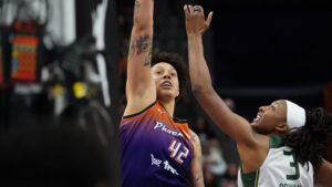 Mercury star Brittney Griner named Western Conference Player of the Week