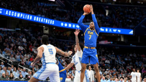 22 for 22: Carlton Carrington would bring more 3s, scoring to Suns
