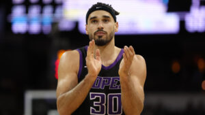 Grand Canyon product Gabe McGlothan reportedly to sign with Pacers