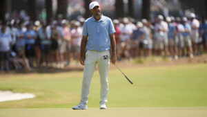 Scheffler has another tough day fighting the Pinehurst No. 2 greens at the US Open