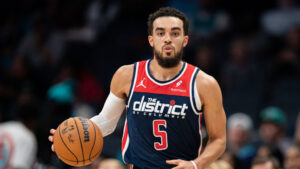 Suns' Tyus Jones signing is no-brainer value, inspires further questions