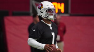 Fans return to Cardinals training camp as intensity ratchets up