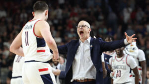 Big 12 presidents to discuss inviting UConn after school makes pitch
