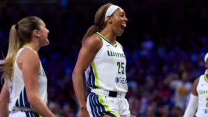 Phoenix Mercury sign WNBA veteran Monique Billings to 7-day contract
