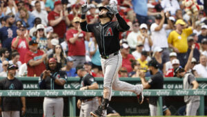 Eugenio Suarez barrels deep home run, Diamondbacks pull off sweep at Red Sox