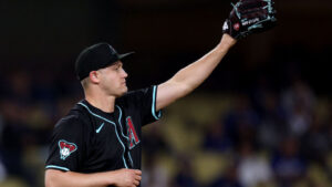 Paul Sewald out of Diamondbacks closer role, Torey Lovullo says